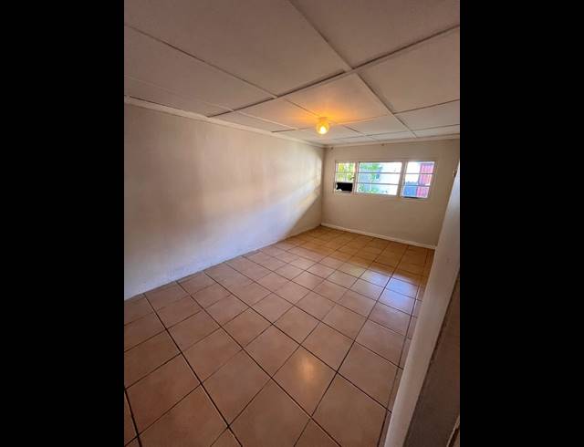 5 BEDROOM FREESTANDING FOR SALE IN QUIGNEY